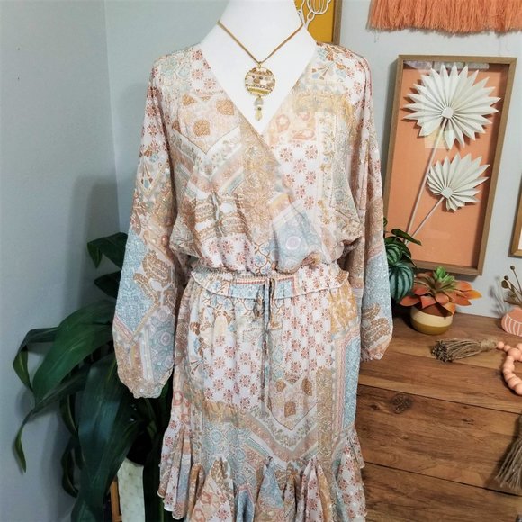 Peach Love California Dresses & Skirts - Dress. Aqua Tan Cream Gold. Paisley Floral Print. Peach Love Brand. Size L. NWT.
